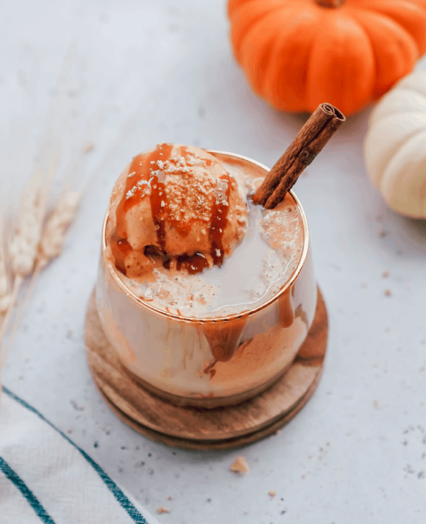 pumpkin spice white Russian float
